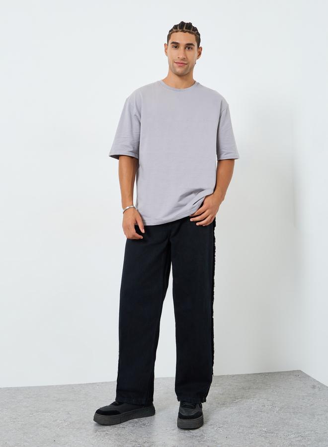 ستايلي جينز سادة بقصة واسعة للرجال - Image 1